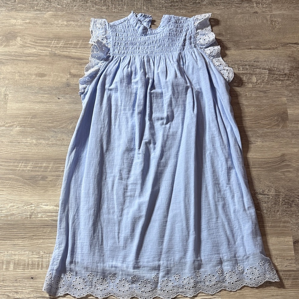 Crown & Ivy Blue Ruffled Top